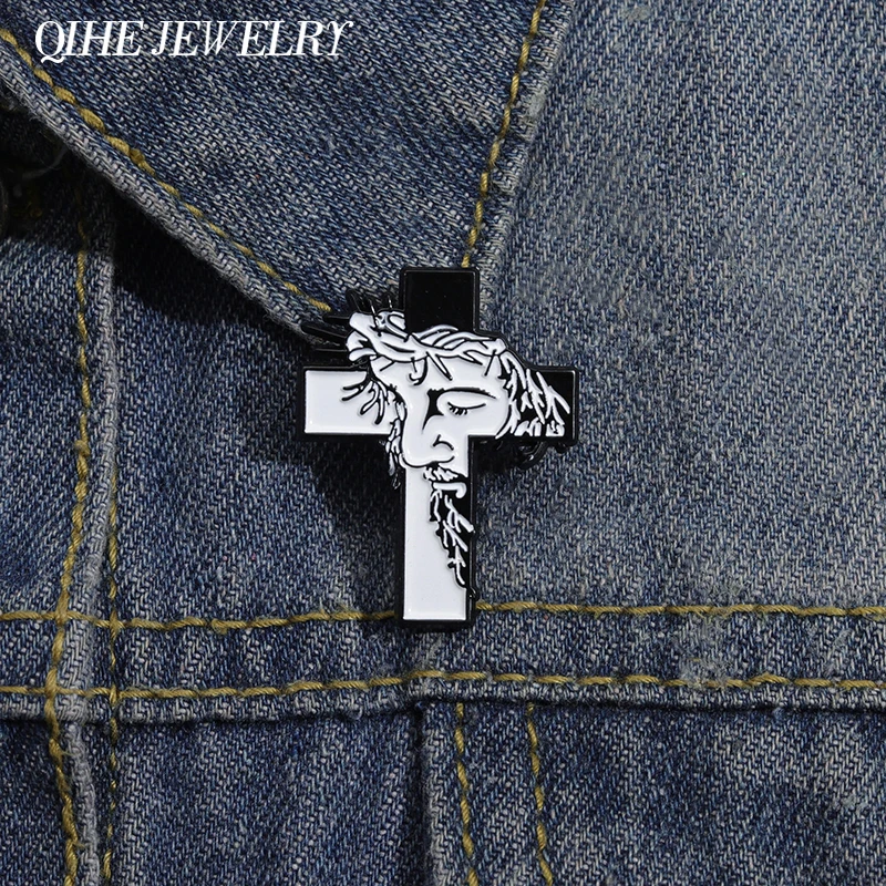 

Jesus Enamel Pins Brooches Cross Badges Black White Punk Custom Jewelry Gifts for Friends Faith Accessories Lapels Backpacks