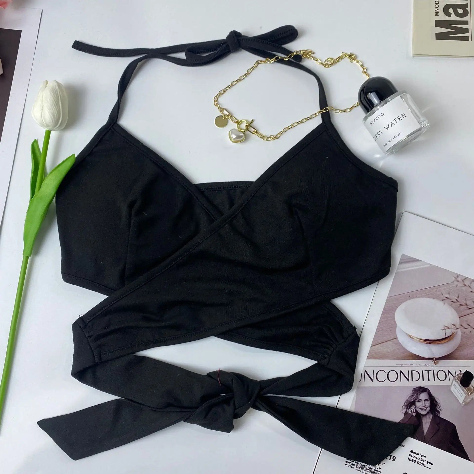 

Crop Top Women Seamless Underwear Vintage Crop Top Vest Female Sexy Lingerie Sports Bralette Deep V Neck Cropped Camis Camisole