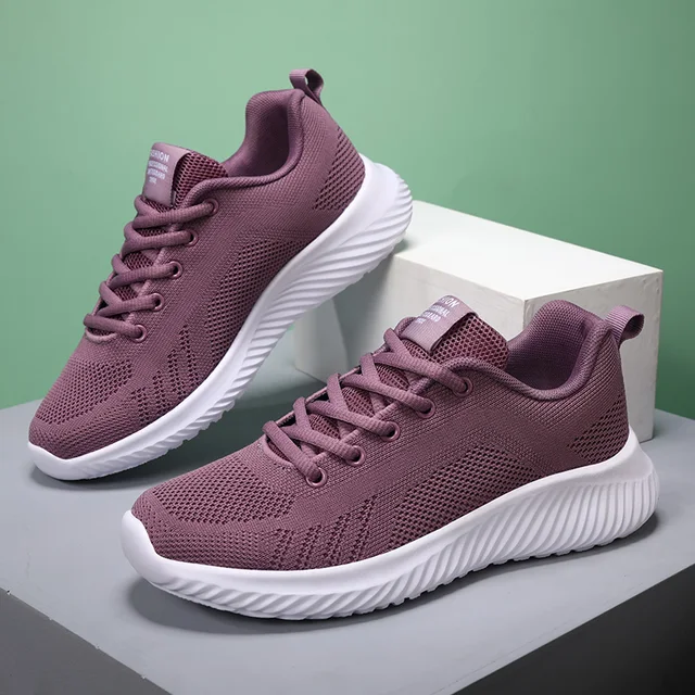 lightweight sneakers womens