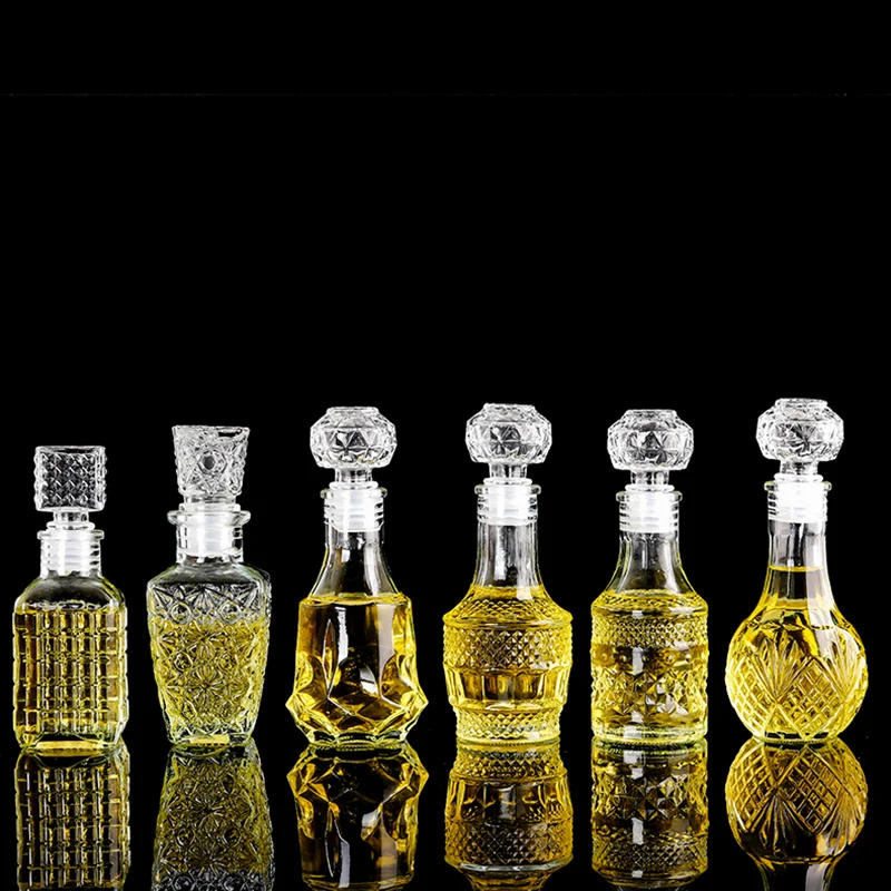 1 шт. бутылка для вина и виски 50 мл