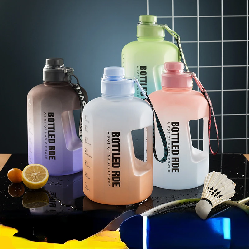 

2.2L Sport Bottle Plastic Large Capacity Gradient Color Water Bottle Outdoor Fitness Portable Handgrip Water Cup Botella De Agua