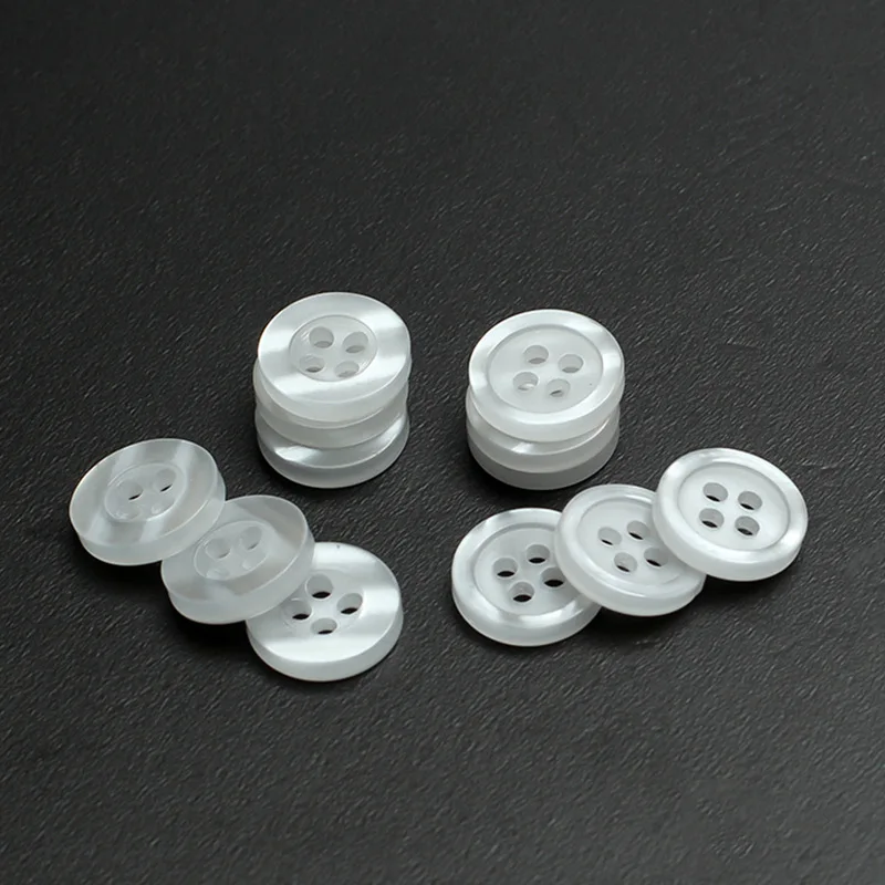 

100 Pcs Resin Pearlescent Shirt Button White Edge Wide Edge Versatile Four Eye Button Clothing Apparel Crafts