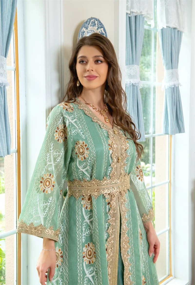 Gorgeous Party Evening Dresses for Women Corban Eid Al Adha New Moroccan Caftan Dubai Mesh Embroidery Lace Gold Tape Trim Abaya