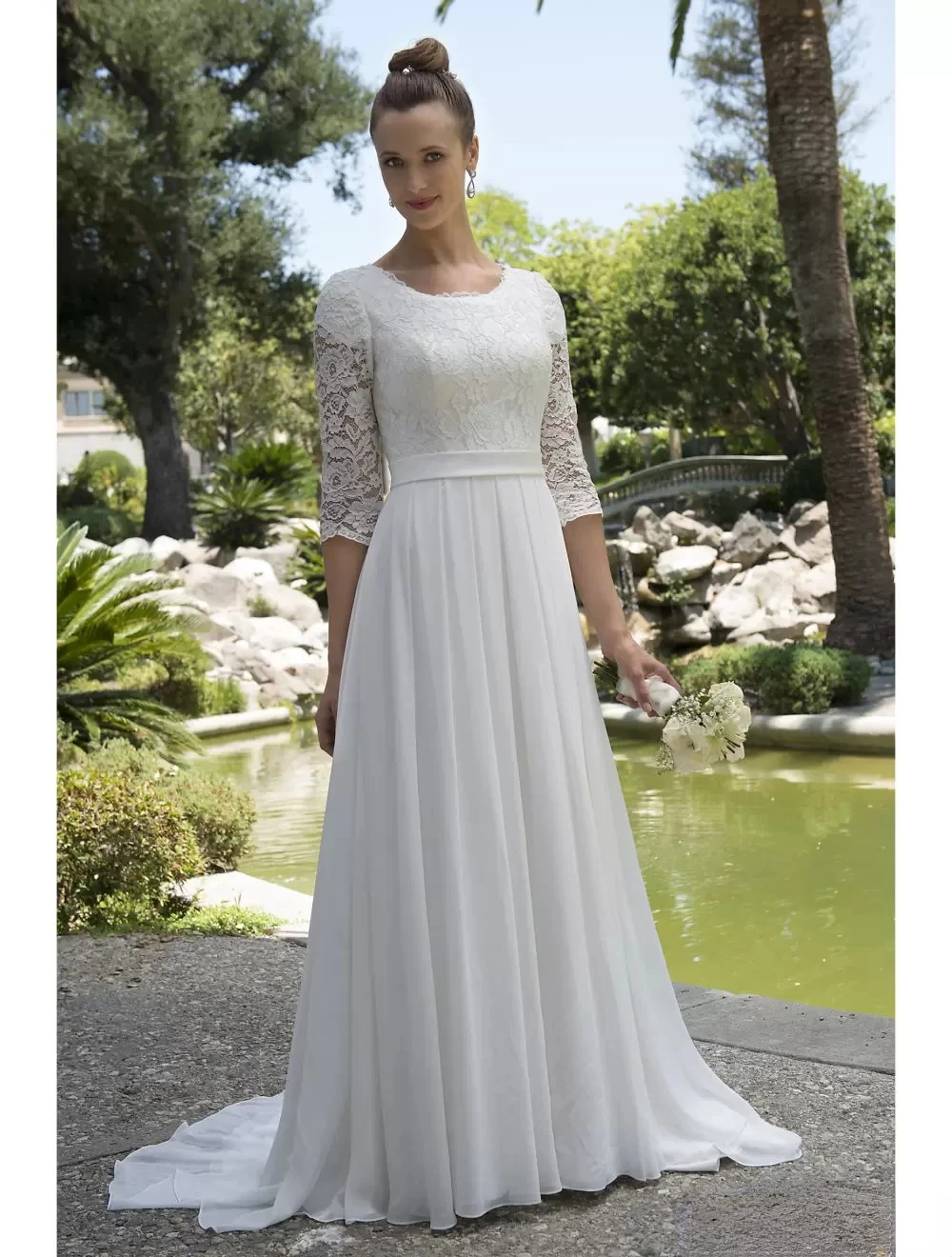 

Informal Lace Chiffon Modest Beach Wedding Dresses With 3/4 Sleeves Scoop Neck Reception Bridal Gowns Mature Bride Elegant New