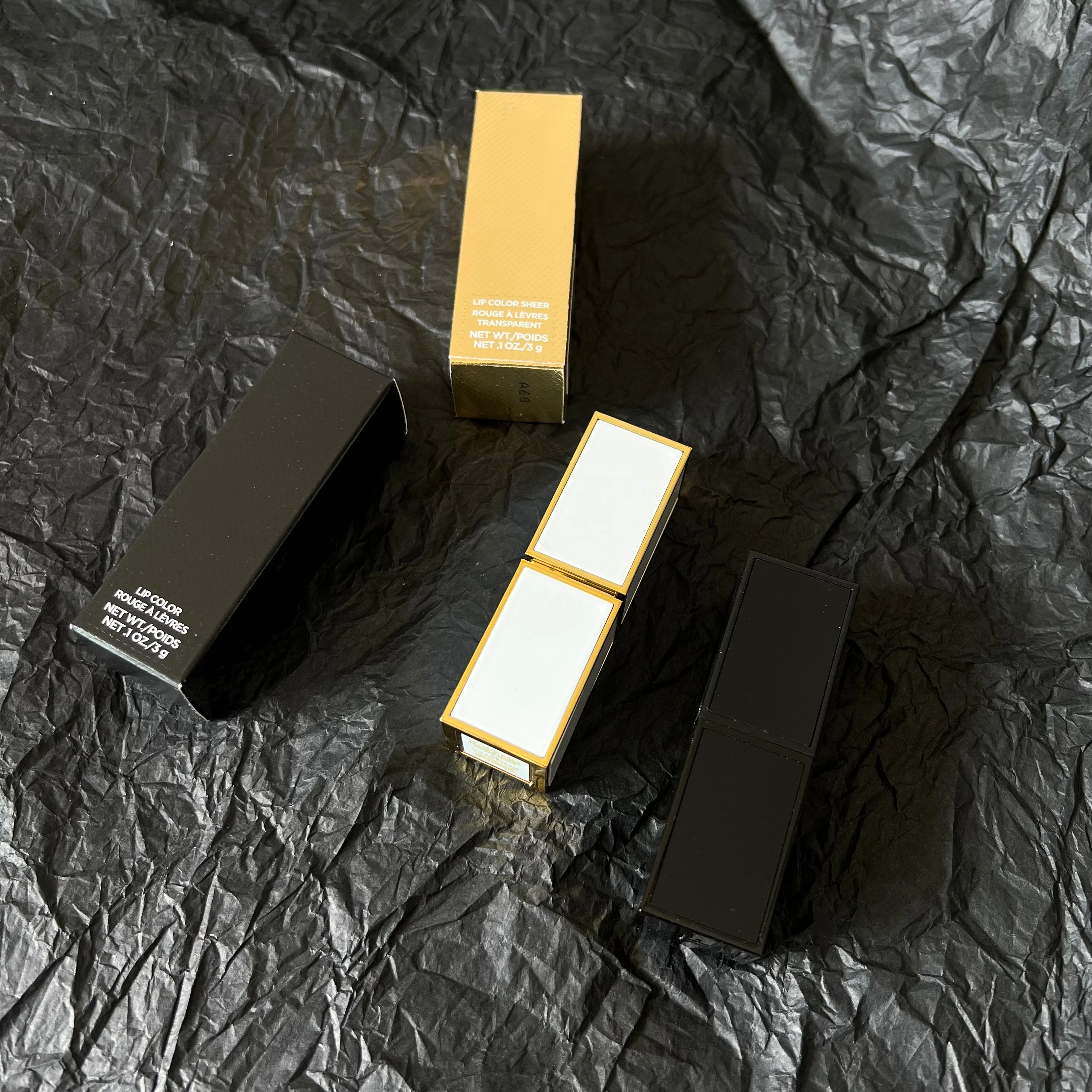 

Popular Brand Color Lipgloss Matte Cosmetics Long Lasting Waterproof Nude Velvet Lipstick Moisturizing Sexy Woman Lips Makeup