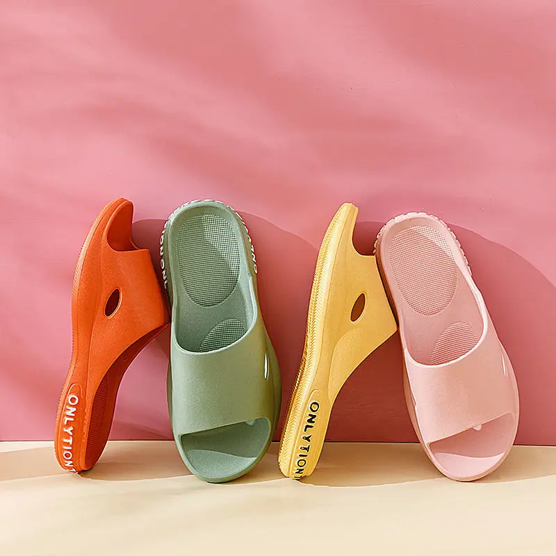 

Summer Indoor Slippers Women Trend Alphabet Couple Slipper Thick Bottom Bathroom Bath Sandals Outdoor Beach Flip Flops for Men