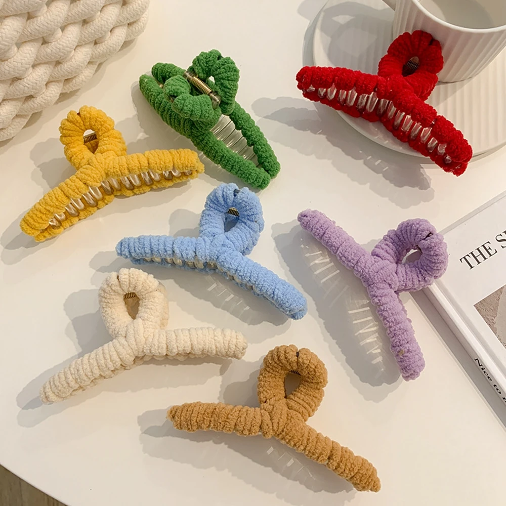 

Autumn Winter Women Elegant Colorful Soft Plush Hair Claws Back Hair Clips Headband Sweet Hair Decorate Fashion Hair Accessories