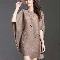 miyake pleated 2022 new bat sleeve dress loosely covers the belly and looks thin and fashionable elegant short womens clothing