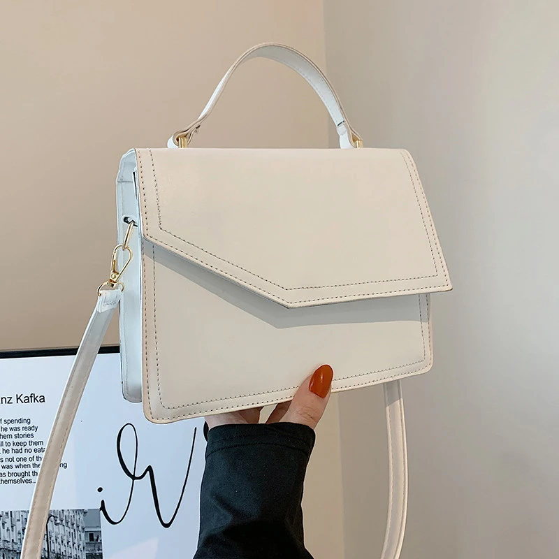 

Solid Color PU Leather Saddle Shoulder Crossbody Bags For Women 2022 Women's Designer Handbag Female Travel Small Flap Bag