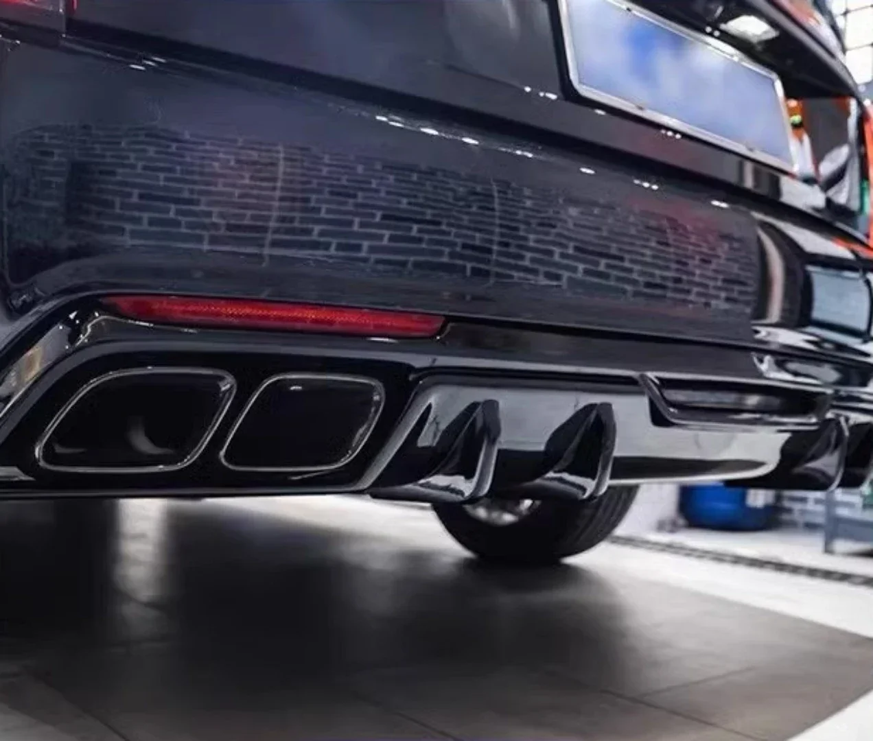Фото Передняя и задняя боковая юбка в сборе для Cadillac CT6 MT, модифицированный спортивный стиль, хвостовой Thraot, автоаксессуары №4