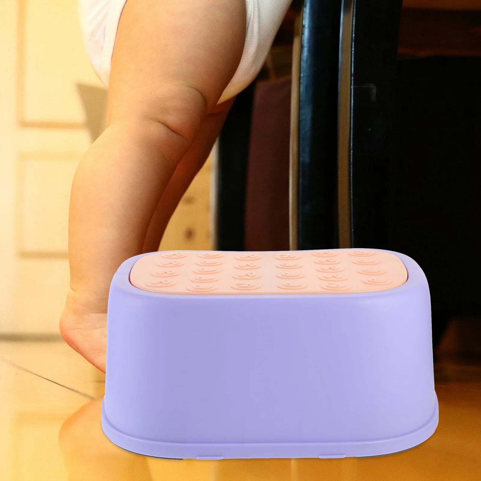 Рисунок 6 - Стул для малышей