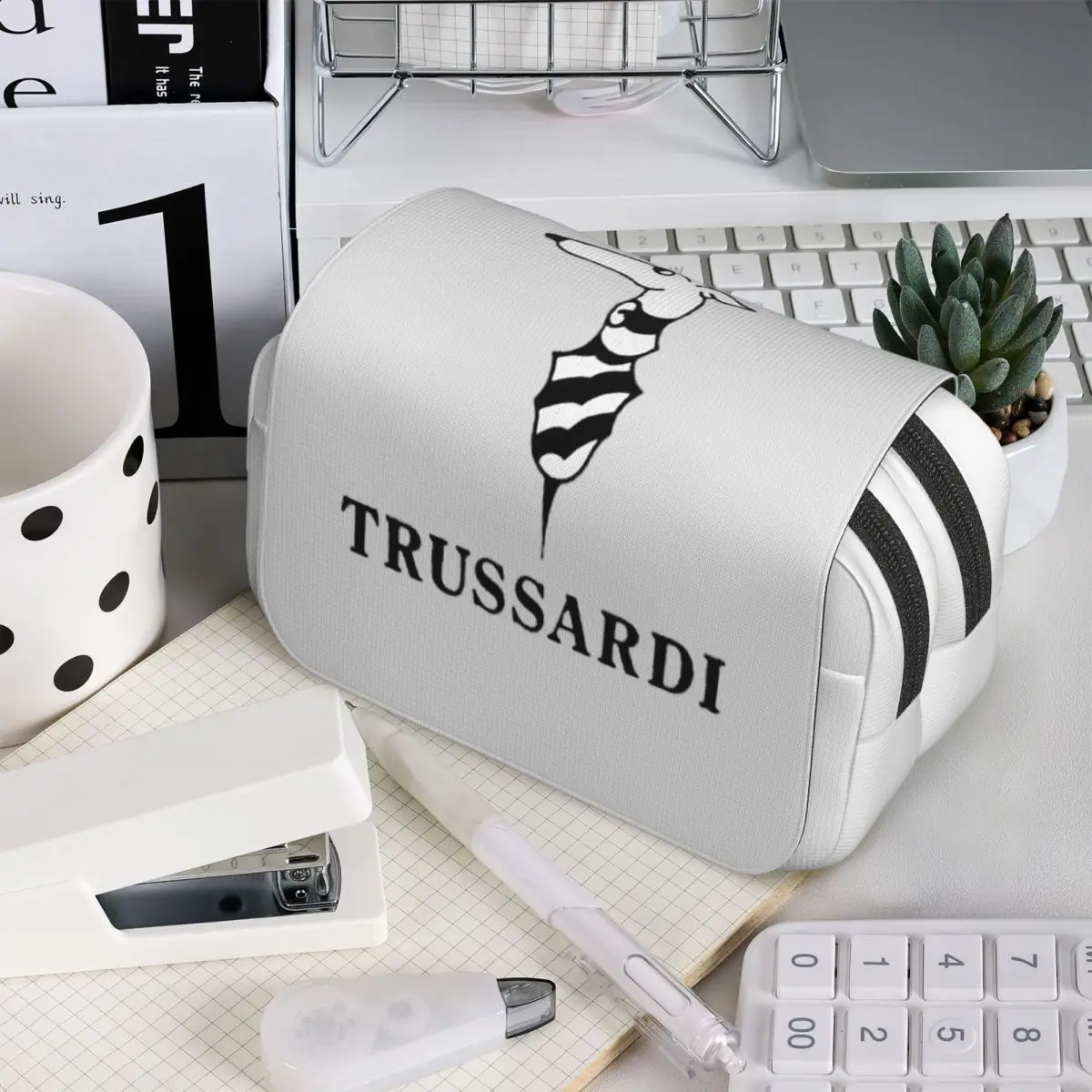 Фото Пенал с логотипом Trussardis для мальчиков и девочек, школьный пенал, сумка для канцелярских принадлежностей, сумка-держатель для ручек №1