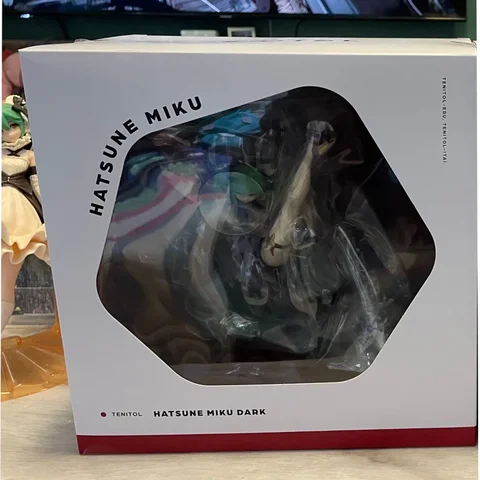 Фигурка Hatsune Miku Dark Light TENITOL Piapro Bandai 21 см