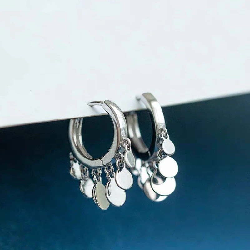 

Серьги-кольца женские круглые из серебра 925 пробы с блестками