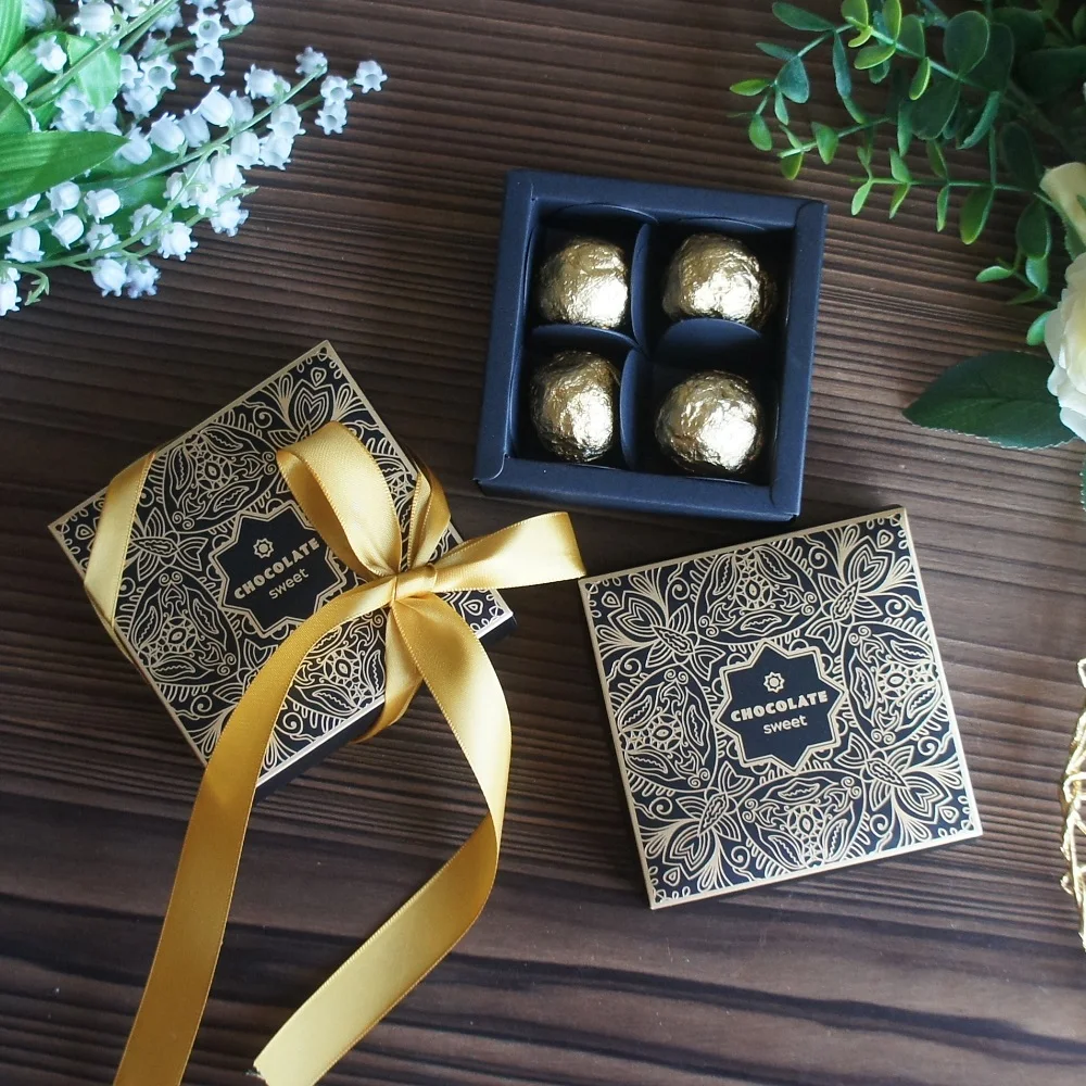 Бумажная коробка для шоколада 9*9*3 5 см