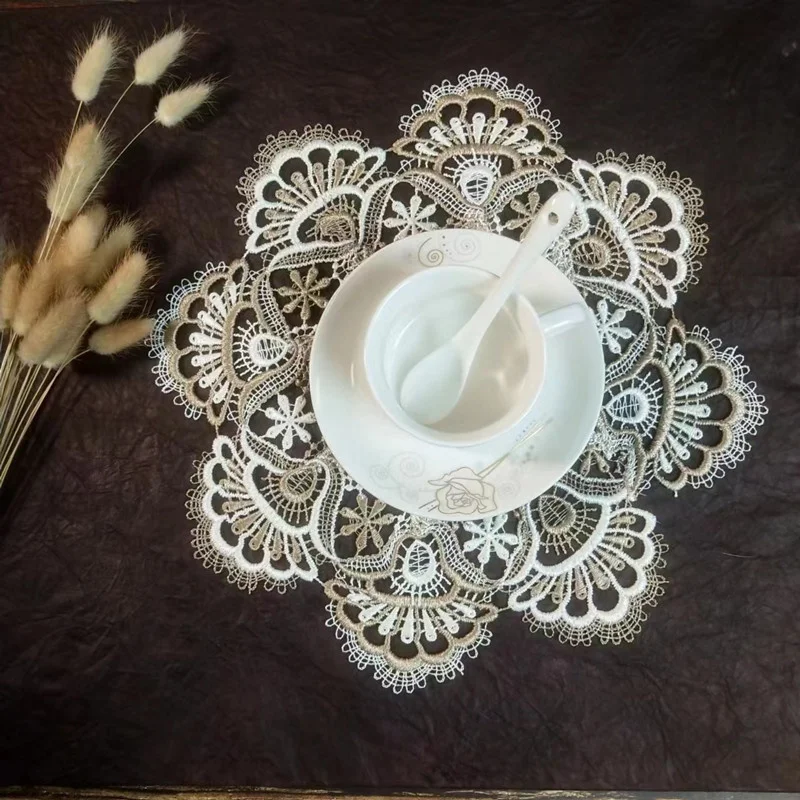 

Modern multi-purpose embroidered frame multi-purpose table mat coffee cup coaster plate kitchen accessory tea party decoration