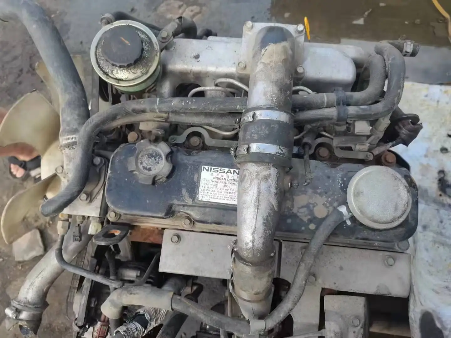 Хорошо используемый оригинальный дизельный двигатель Nissans Qd32 Qd32t с коробкой