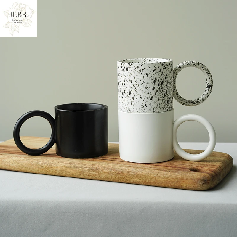 

Кружки в скандинавском стиле с большой круглой ручкой, керамические креативные чашки с брызгами и чернилами, большие чашки для кофе, чая, ун...