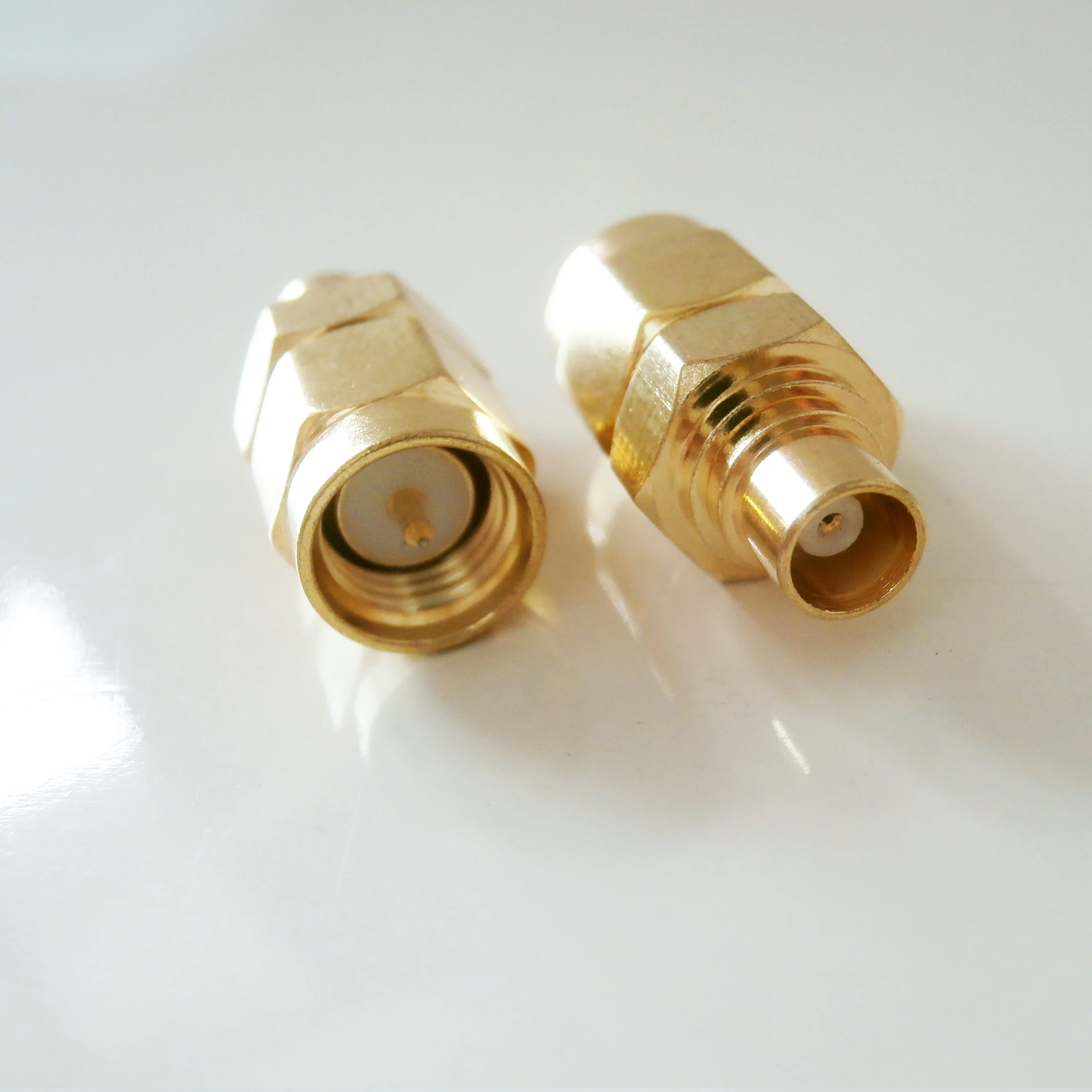 

1X Pcs SMA Male To MCX Female Plug MCX to SMA GOLD Plated Straight Coaxial Coax RF ConnectorAdapters