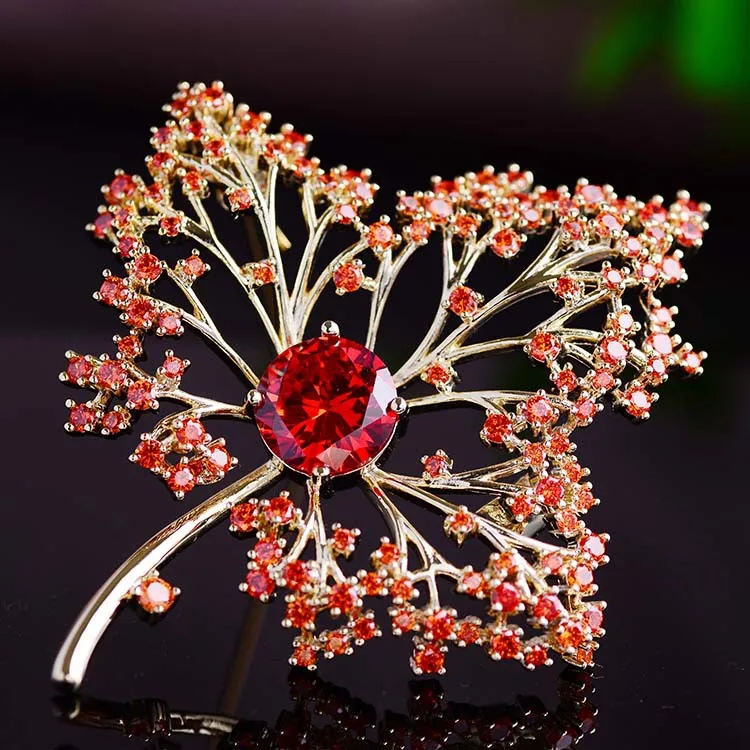 

European and American Copper Inlaid Zircon Brooch Hollow Maple Leaf Pin Luxury High-end Accessories