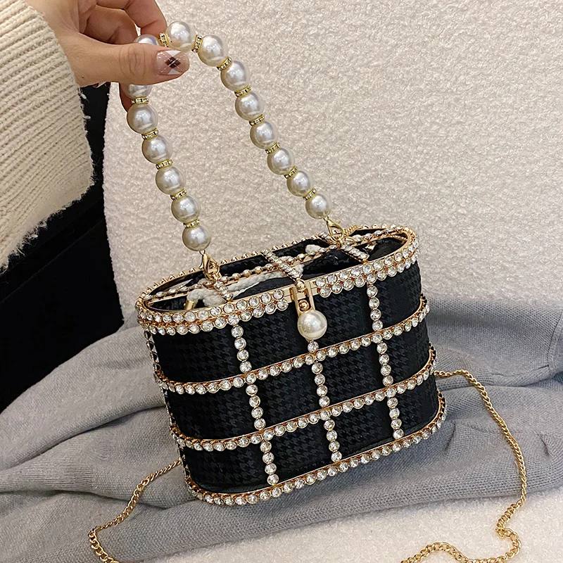 

2022 Trendy Mini Kawaii Tote with Pearl Handle Women's Designer Party Handbag Chain Shoulder Crossbody Bag Lipstick Diamonds