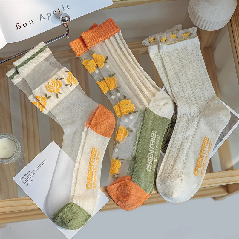 

Women Ultra-thin Transparent Crystal Silk Socks Fashion Summer Harajuku Crew Socks Retro Flower Streetwear Elastic Long Socks