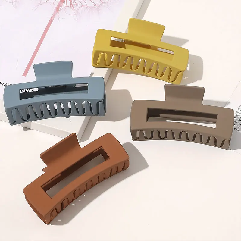 

New Women Fashion Claw Clip Coffee Black Acrylic Large Hair Claw Korean For Girl Shark Clip Headwear Barrette Hair Accessories