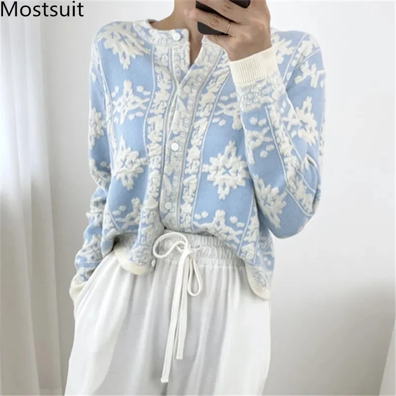 

2023 Autumn Stereoscopic Floral Korean Cardigans Sweaters Women Long Sleeve Single-breasted Tops Vintage Elegant Ladies Cardigan