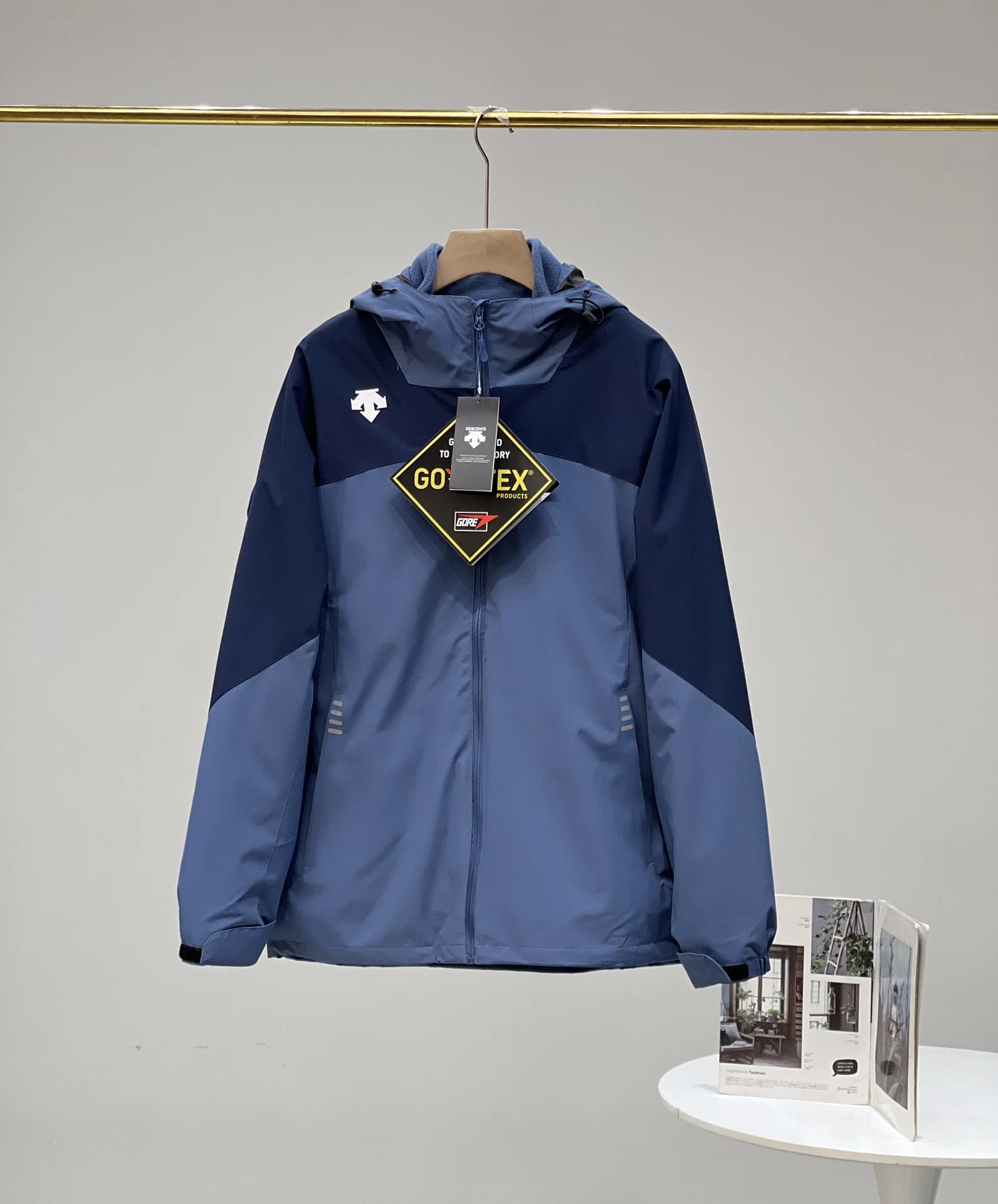 DESCENTE Модные повседневные куртки