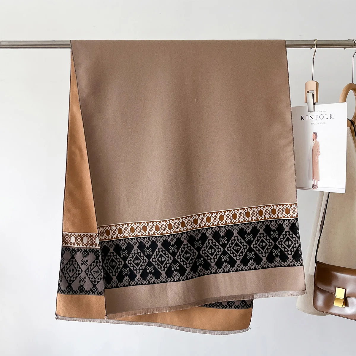 Новый женский зимний шарф универсальный из искусственного кашемира