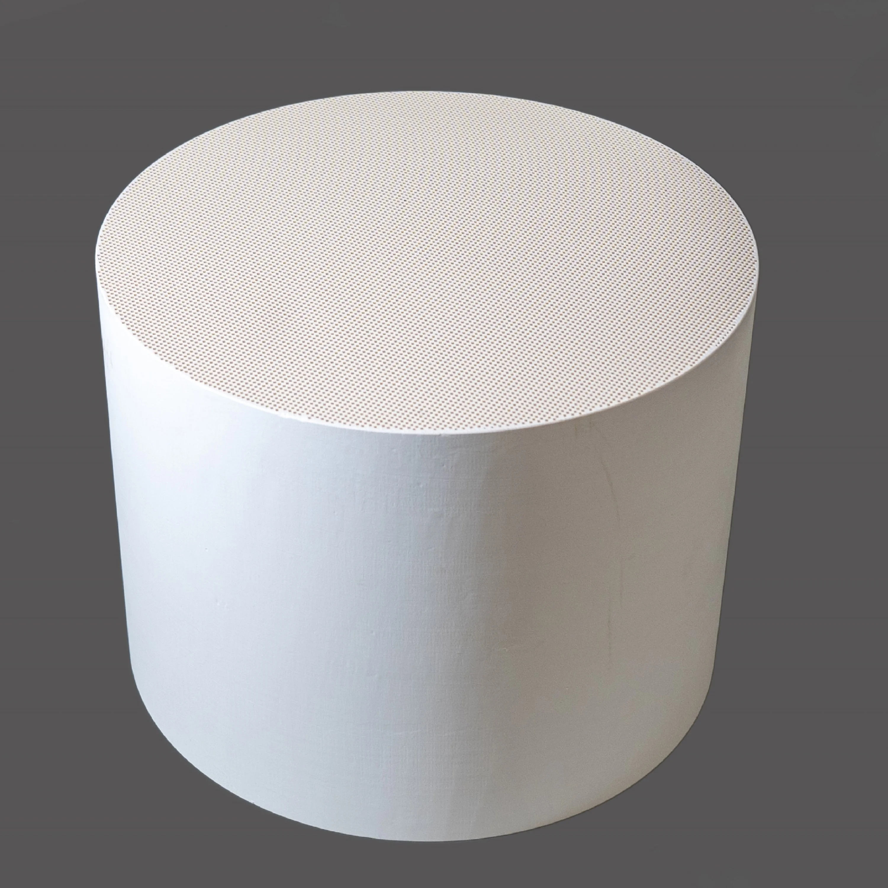 330*305 горячая Распродажа erite Honeycomb монолитный керамический сотовый катализатор