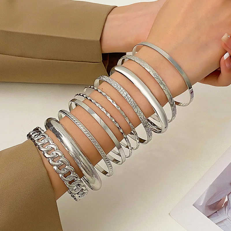 

10PCS Classic Snake Chain Bracelets Set for Women Vintage Multi-Layer Mixed Geometry Bracelet Bangle Elegant Girl Jewelry Gifts