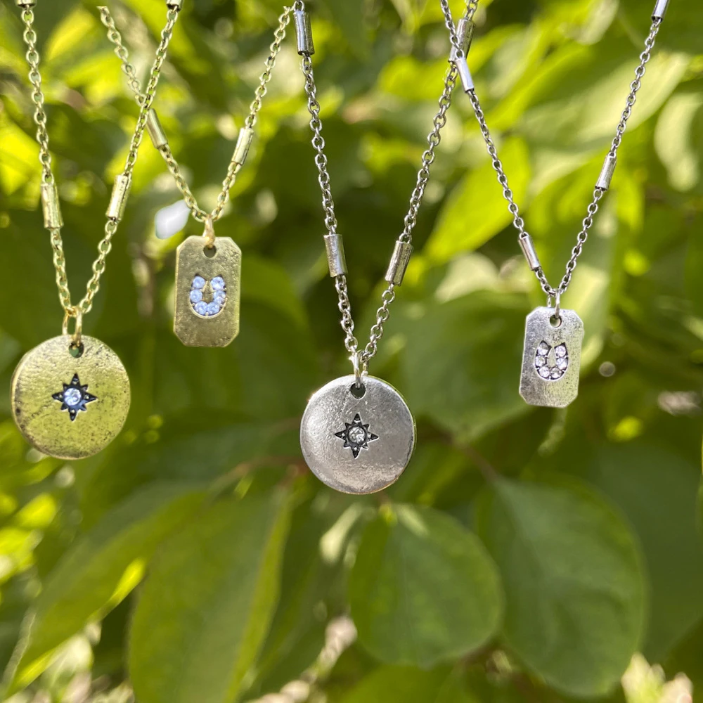 

Fashion Gold Color European and American Rhinestone Starburst Hexagram Pendant Necklace Link Chain Delicate Jewelry