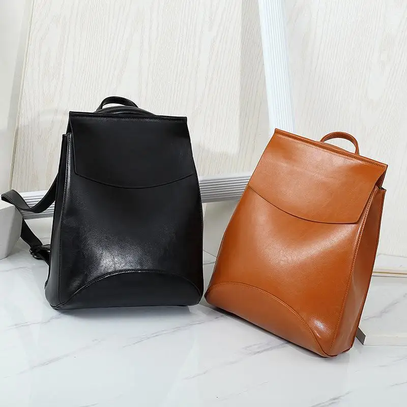 

Рюкзак женский, из кожи высокого качества