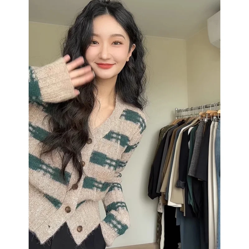 Женский вязаный кардиган с длинным рукавом зеленая Повседневная модная кофта