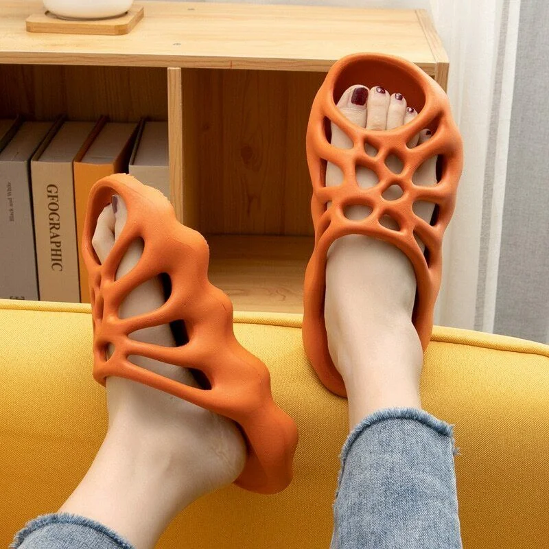 

Soft Eva Cut-out Slippers For Men Women Fashion Beach Cloud Slides Unisex Mesh Summer Sandals Indoor Luxury Designer Shoes