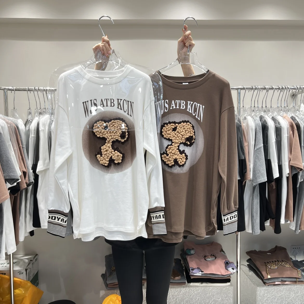 

Утепленные женские топы, новинка 2022, осенне-зимняя футболка средней длины с длинным рукавом и круглым вырезом, повседневные футболки большо...