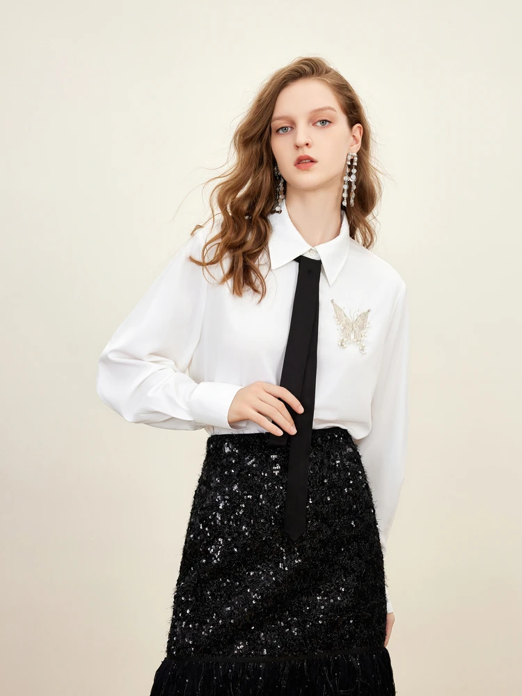 Cocoa Co2024 Осенне-зимняя одежда High Sense Топ с бантом и вышивкой Белые рубашки длинными