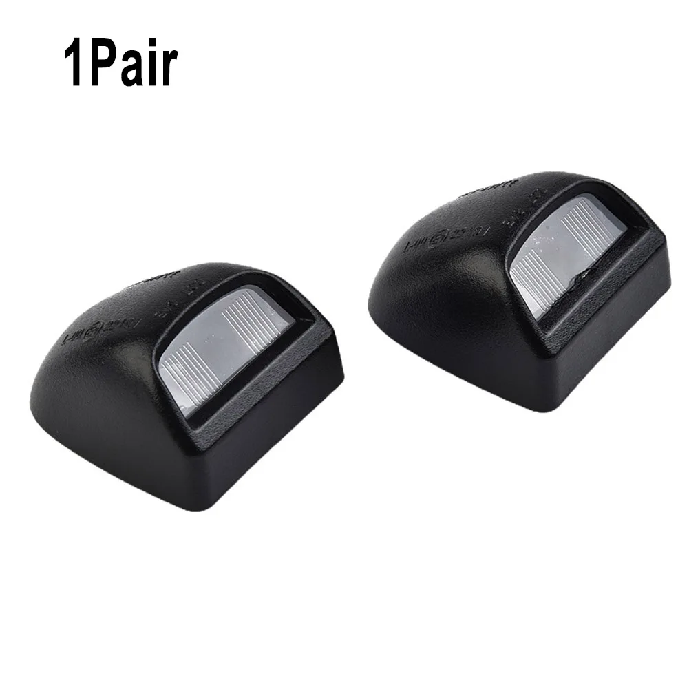 

1Pair Rear Bumper License Light Cover Housing Rear Left Right 12V For Chevrolet Avalanche Silverado Decoration Accessories