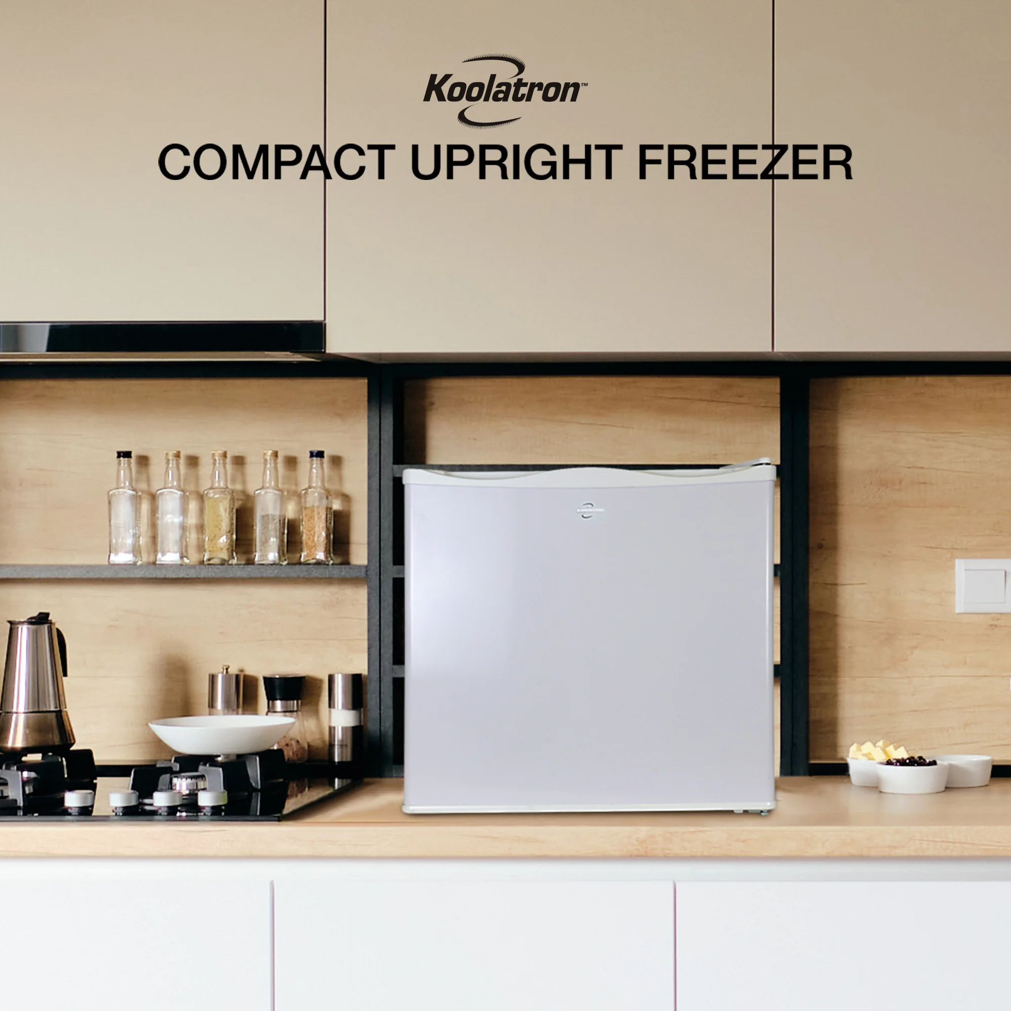 

Koolatron Upright Freezer 1.2 cu ft, Compact Freezer 34 Litre, White, Manual Defrost