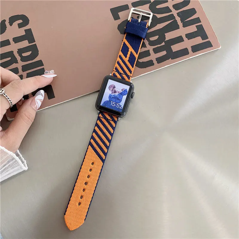 

Ремешок нейлоновый Плетеный для Apple Watch Band, браслет для смарт-часов iWatch series 7 6 SE 5 4 3, 45 мм 44 мм 40 мм 41 мм 42 мм 38 мм