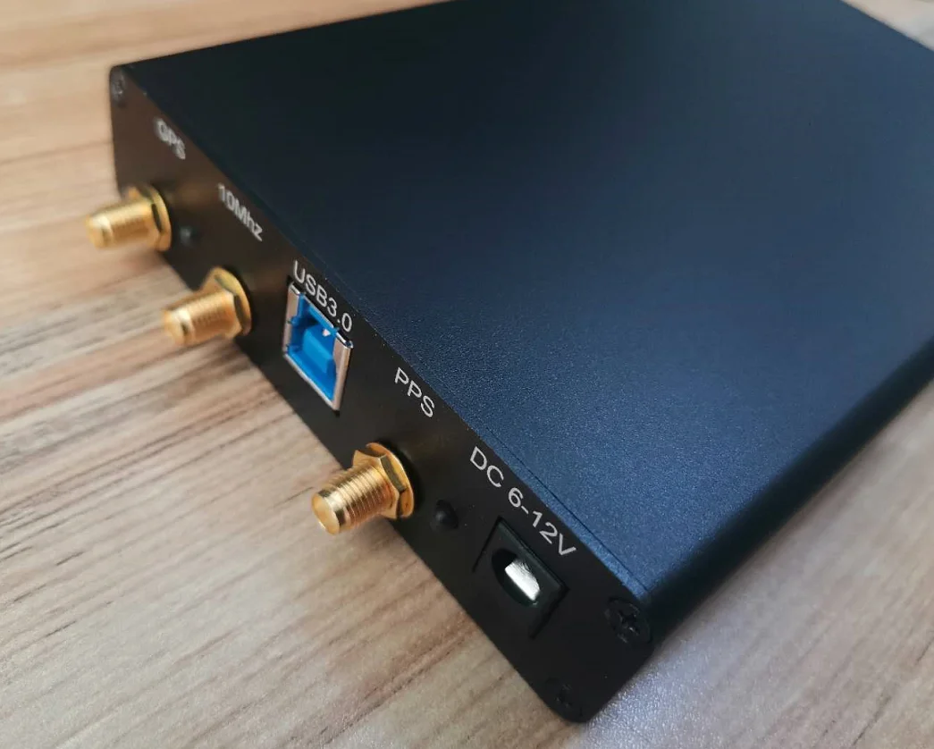 Uhd usrp. Usrp b210. b205 mini usrp. usrp-2900. usrp-2944r.