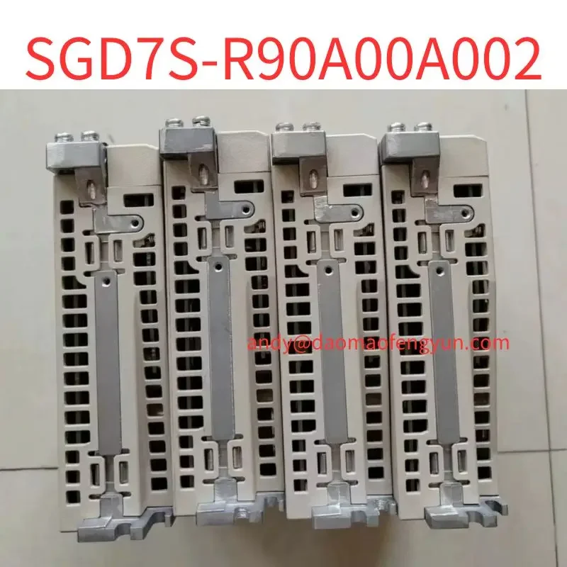 Б/у сервопривод SGD7S-R90A00A002 Тест в порядке