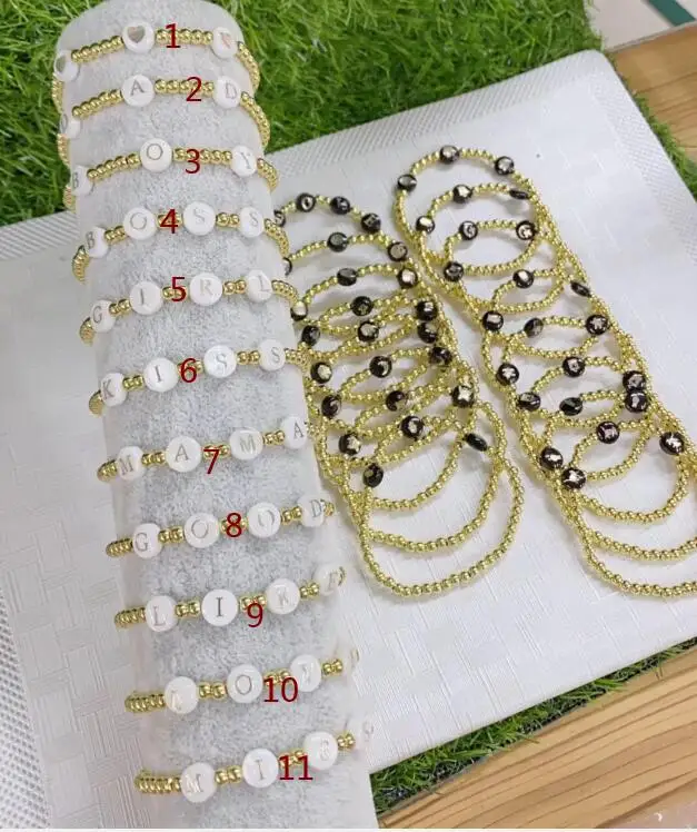 

1 шт., браслет из белых бусин с надписью на заказ