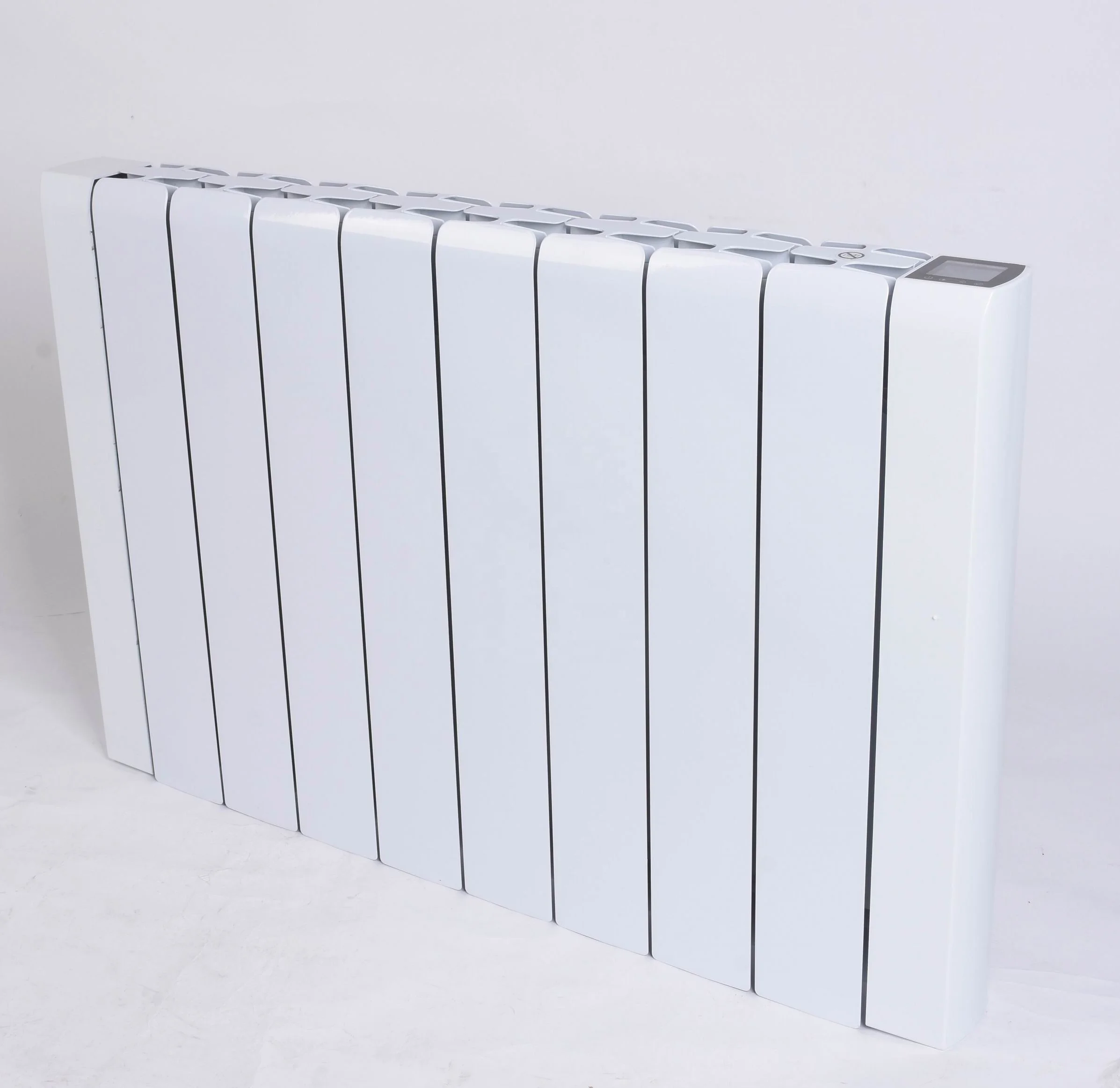 Настенный электрический радиатор Smart Emisor Termico мощностью 2000 Вт с программируемым