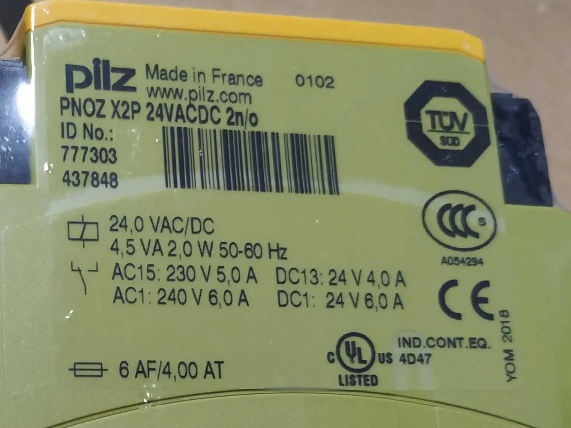 PNOZ X2P/X2PC серийный номер 777303/787303 новое оригинальное реле безопасности PILZ Pilz