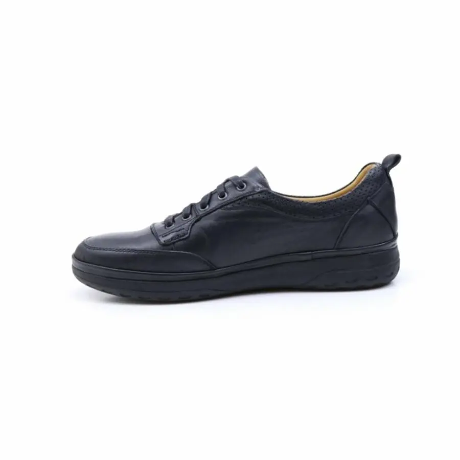 

Men Casual Shoes