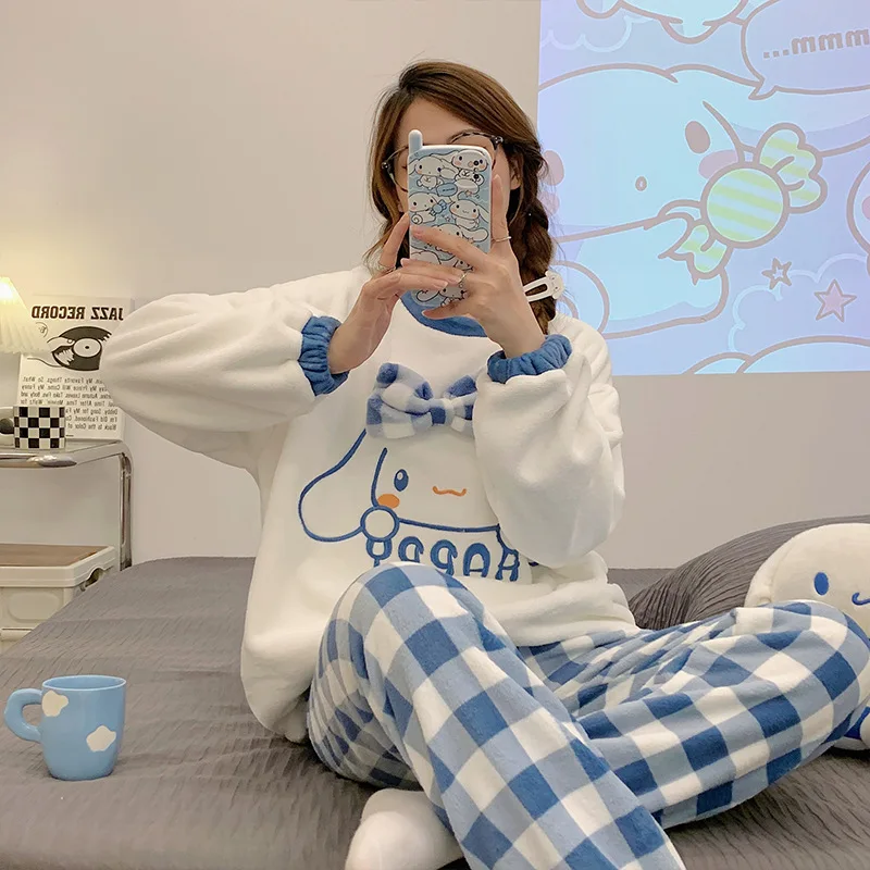 

Sanrio зимняя синнамичная Мелодия помпон пурин фланелевая утепленная Пижама женская Коралловая шерсть из двух частей Домашняя одежда костюмы...