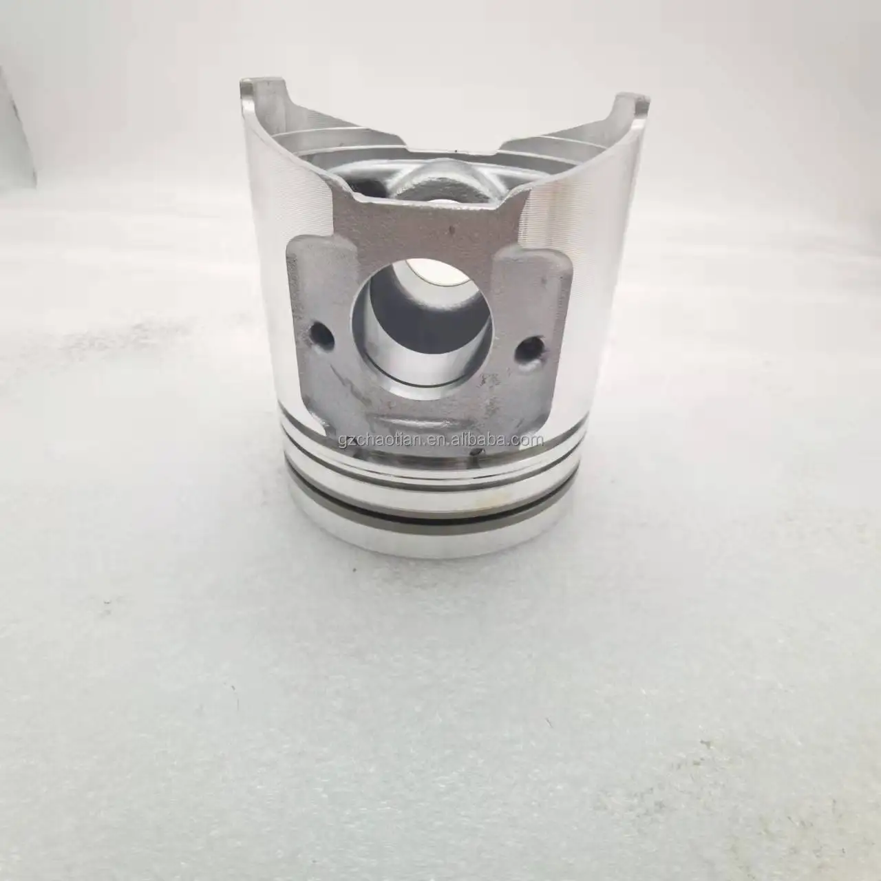 

Diesel engine parts 4TNE92 engine piston Ym129904-22940 with pin bush for Yanma forklift