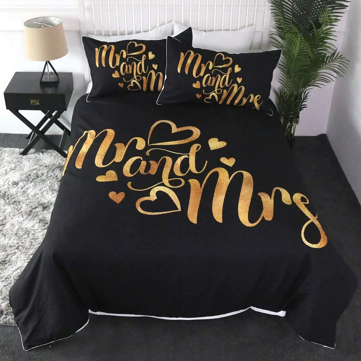 

Mr and Mrs Bedding Set Bedroom Comforter Cover for Couples Black Love and Gold Duvet Cover Bedspreads Romantic Valentines Gift